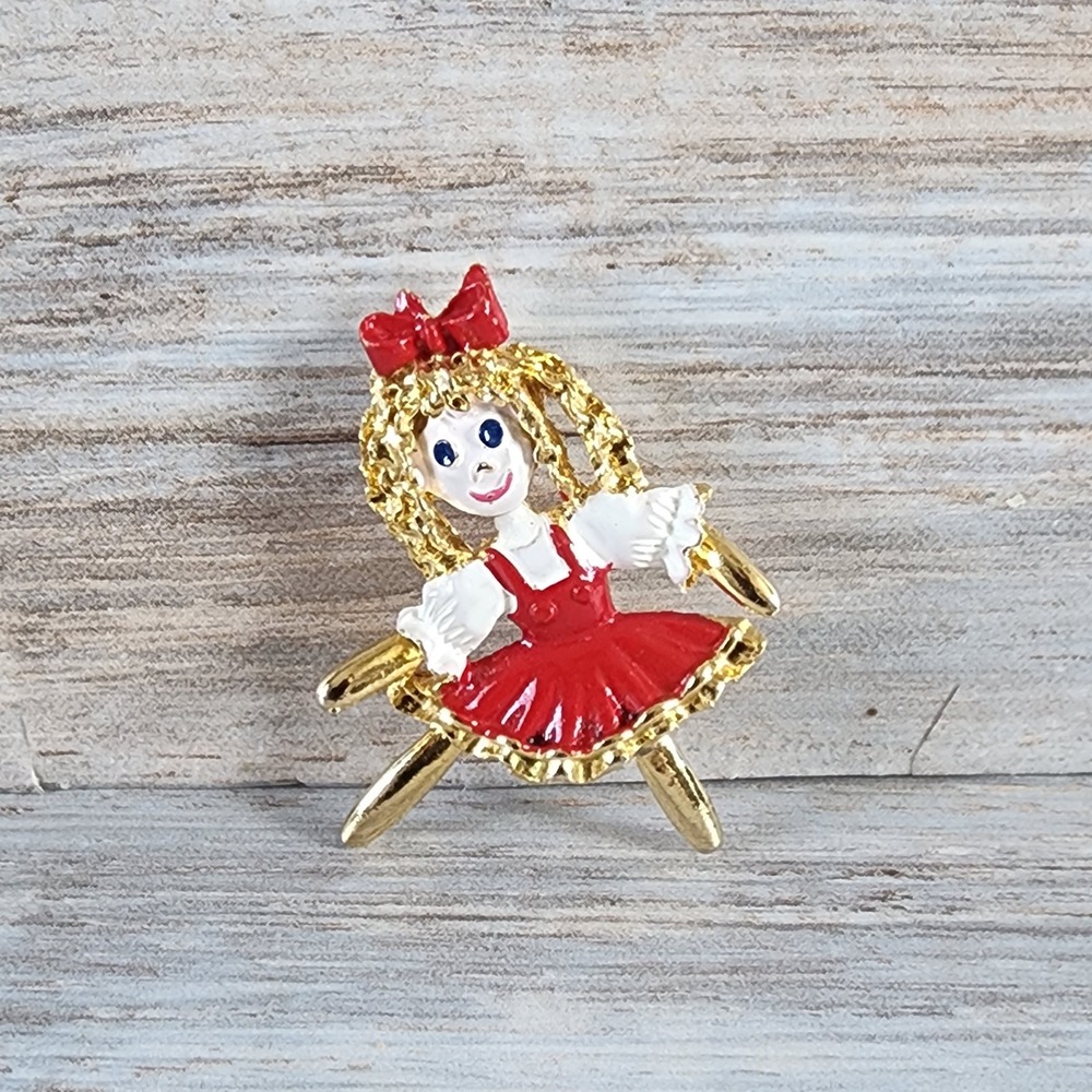 Vintage Raggedy Ann Style Doll Brooch Gold Tone Red Enamel Character Pin